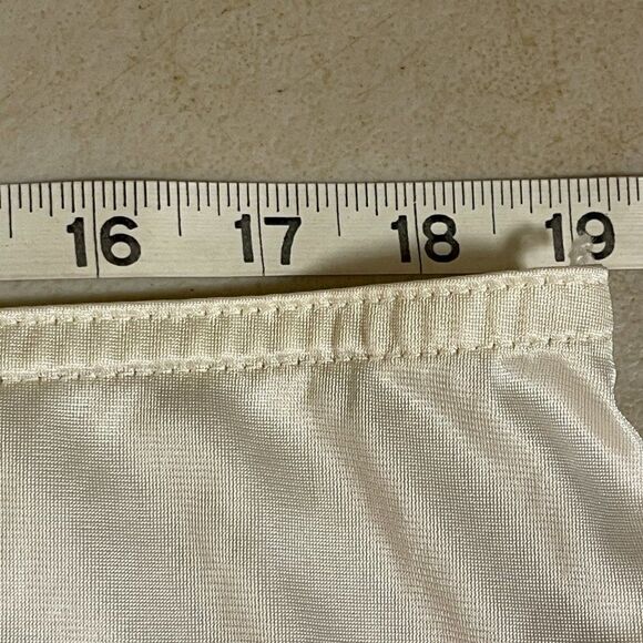 Vintage Formfit A Cut Above Lace Half Slip XL Tall - Picture 7 of 10